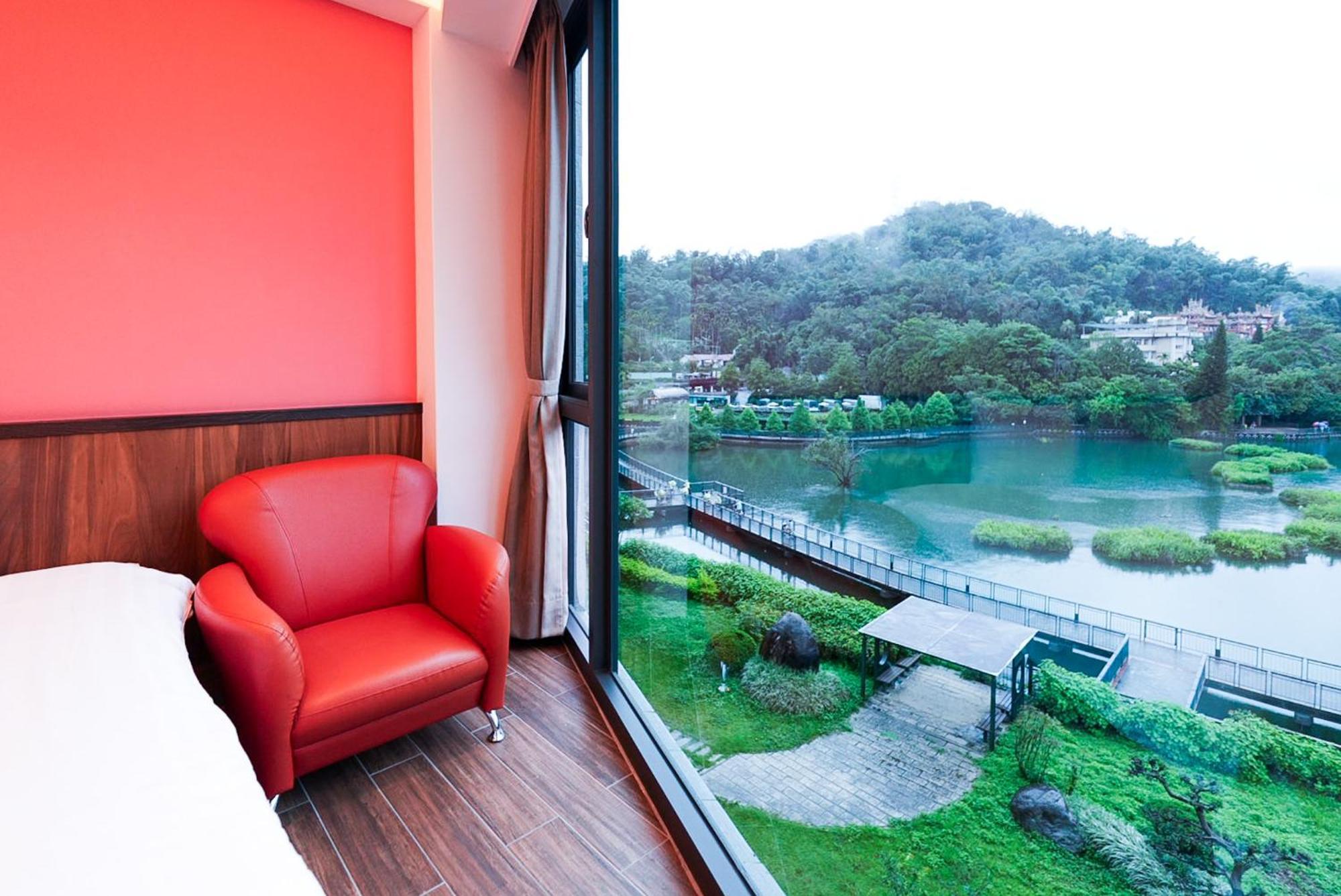 יוצ'י Zhaohong Homestay מראה חיצוני תמונה